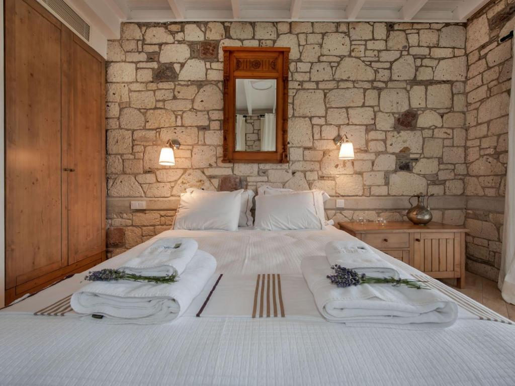 Ev Bharat Hotel Alaçatı Bilik gambar