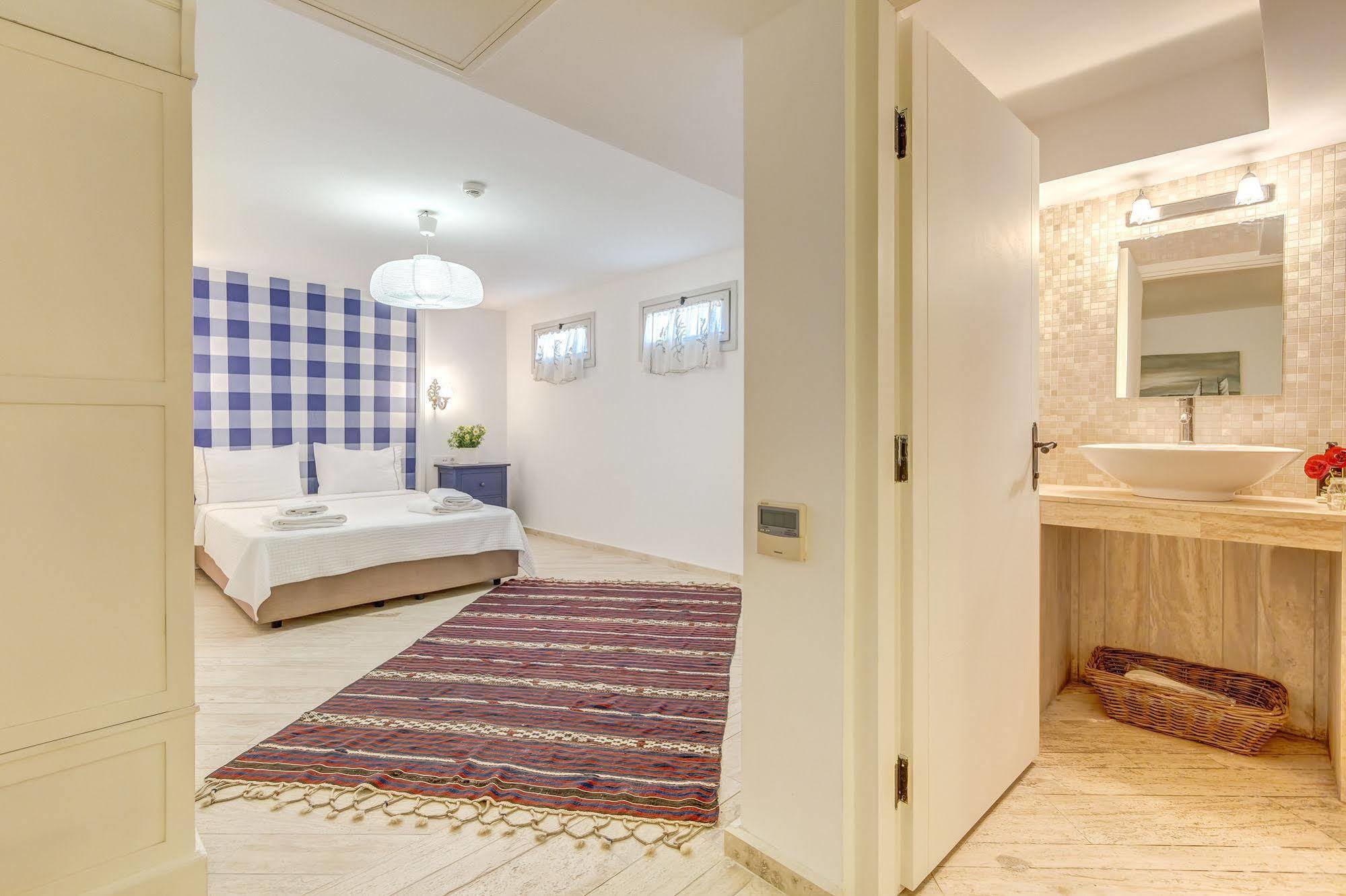 Ev Bharat Hotel Alaçatı Luaran gambar